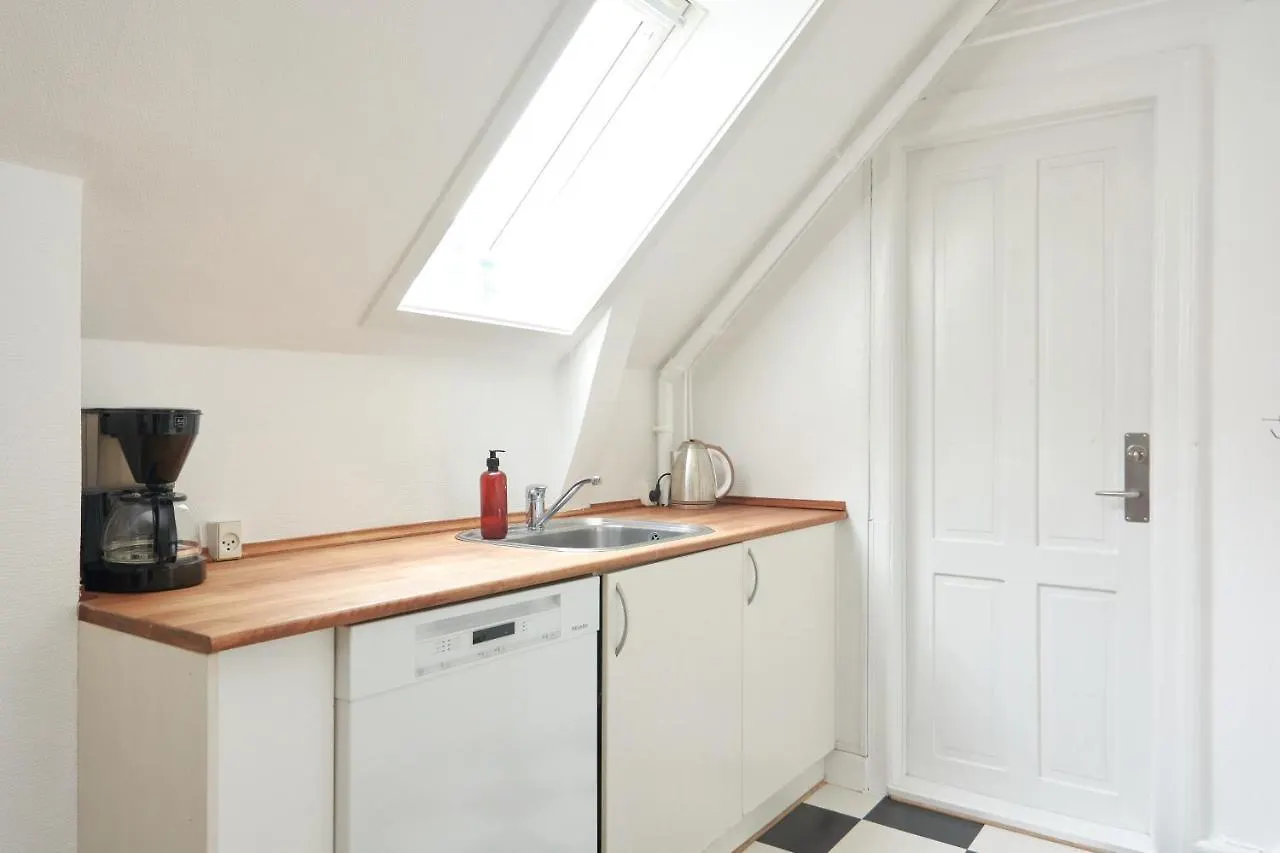 Stylish 5 Person Apartment In Vibrant Urban Area Kodaň